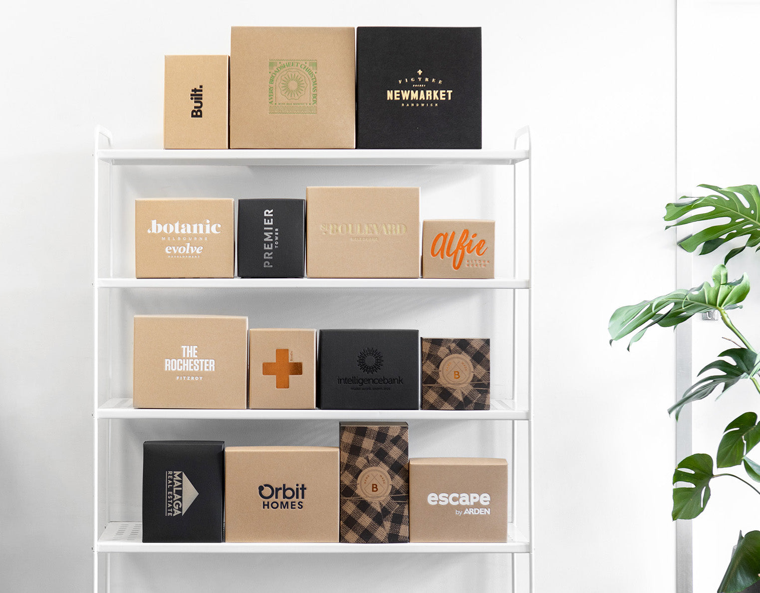 Custom-branded corporate gift hampers with company logo's and sustainable packaging