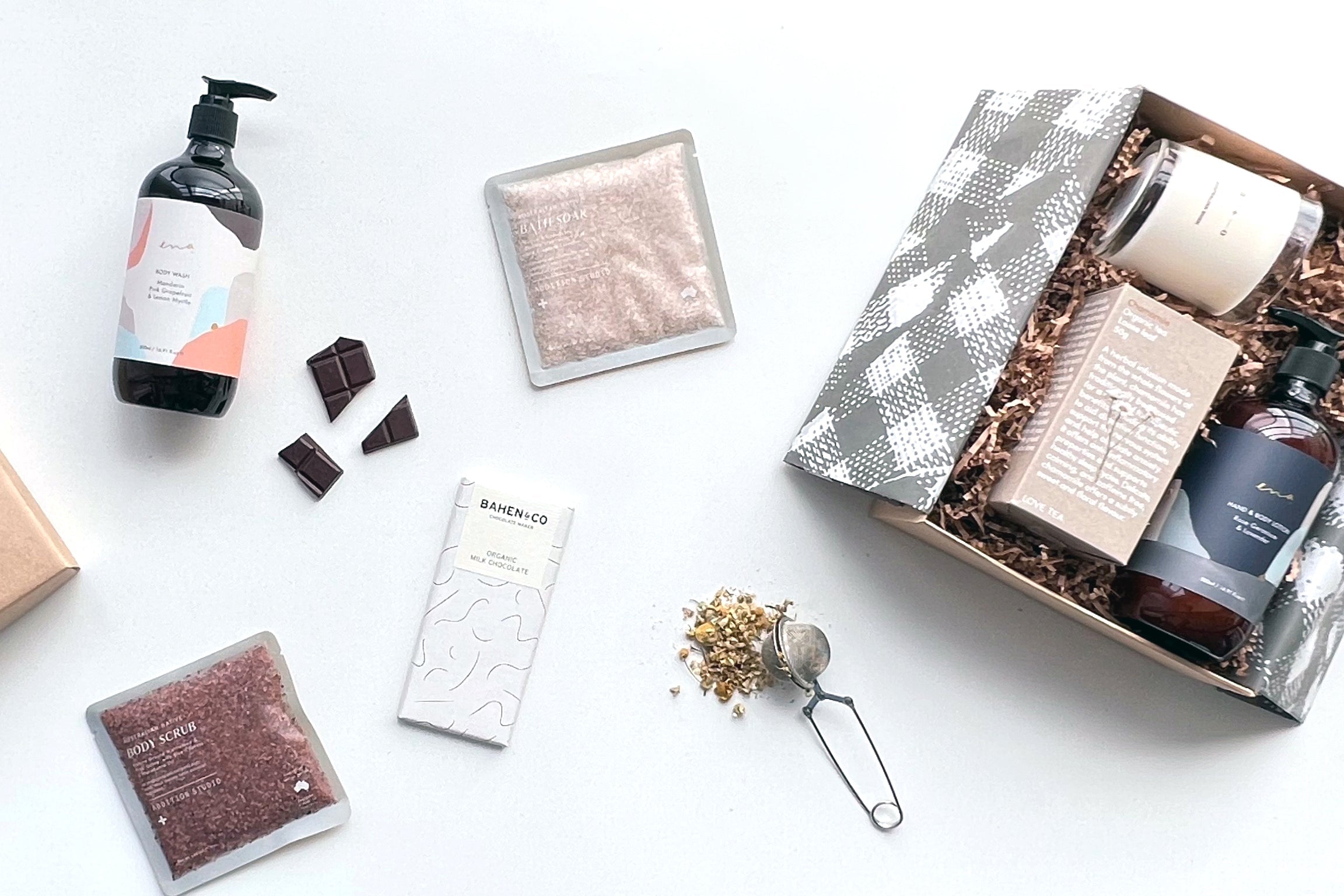 Bindle Gift Hamper - Top to Toe